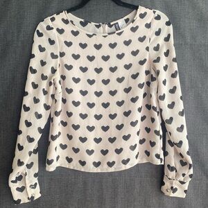 Cute Hearts blouse, black and beige w zipper back & long sleeve, US size 4 shirt